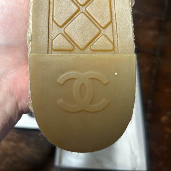 All Black Chanel Lambskin Espadrilles - Picture 5 of 16
